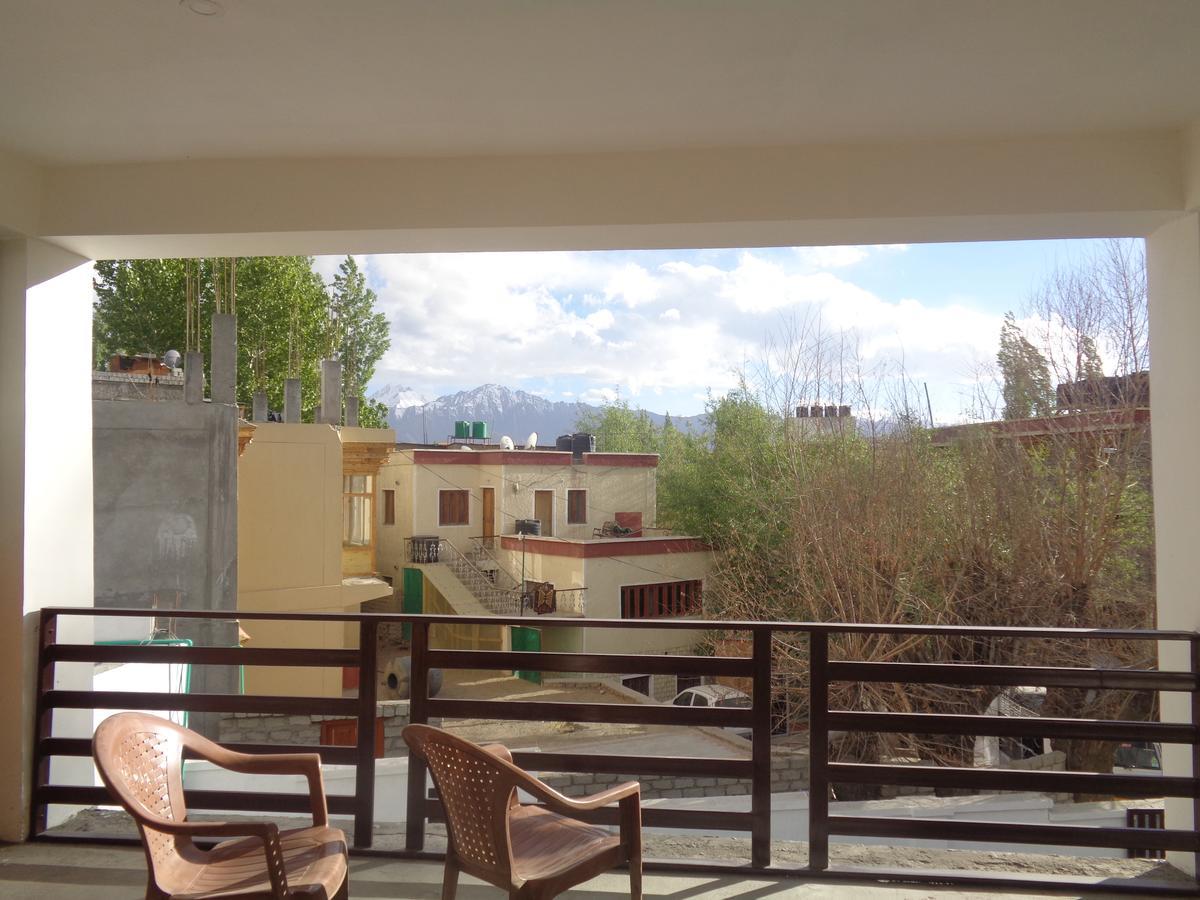 Hotel Wang Residency Leh Buitenkant foto